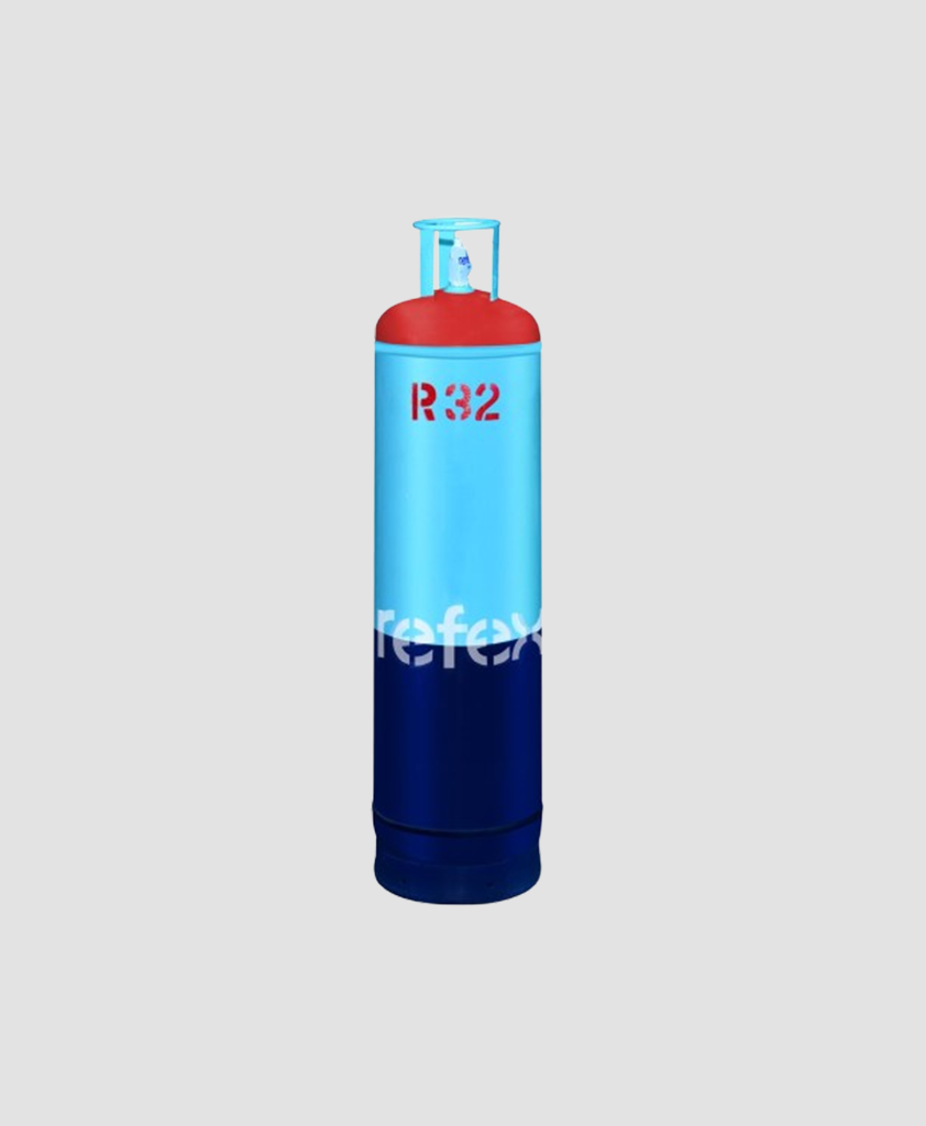 R32